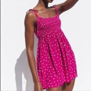 Urban Outfitters Raspberry Pink Sleeveless Babydoll Romper Size Small
